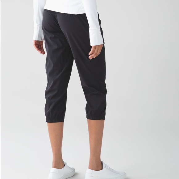 Lululemon Dance Studio Crop Ii Pants 